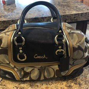 Coach shoulder bag
